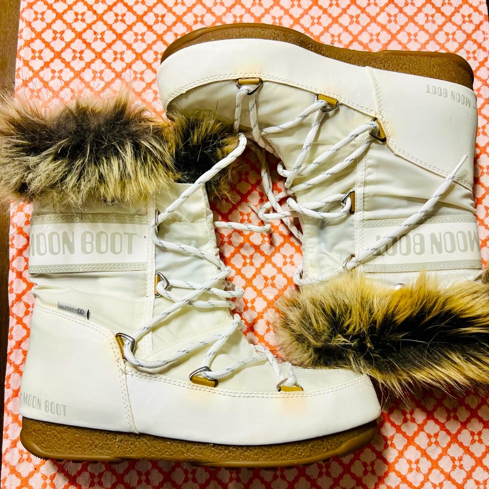 Moon Boot White and Brown Fur Winter Boots